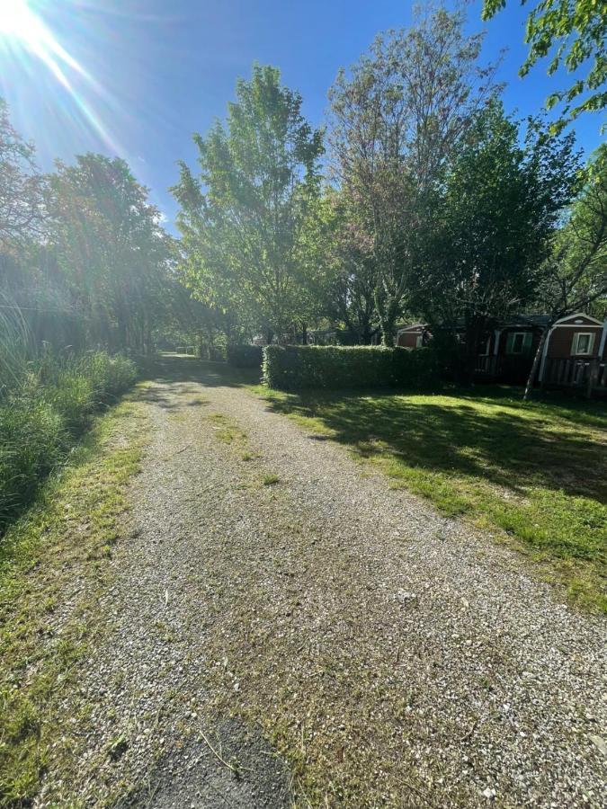 Camping Le Convivial Foncene Exterior photo